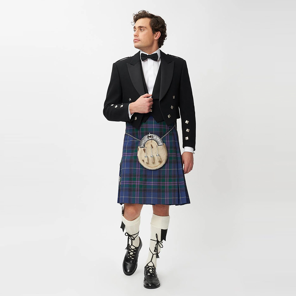 Prince Charlie Jacket & 3 Button Waistcoat with Spirit of Bannockburn Kilt