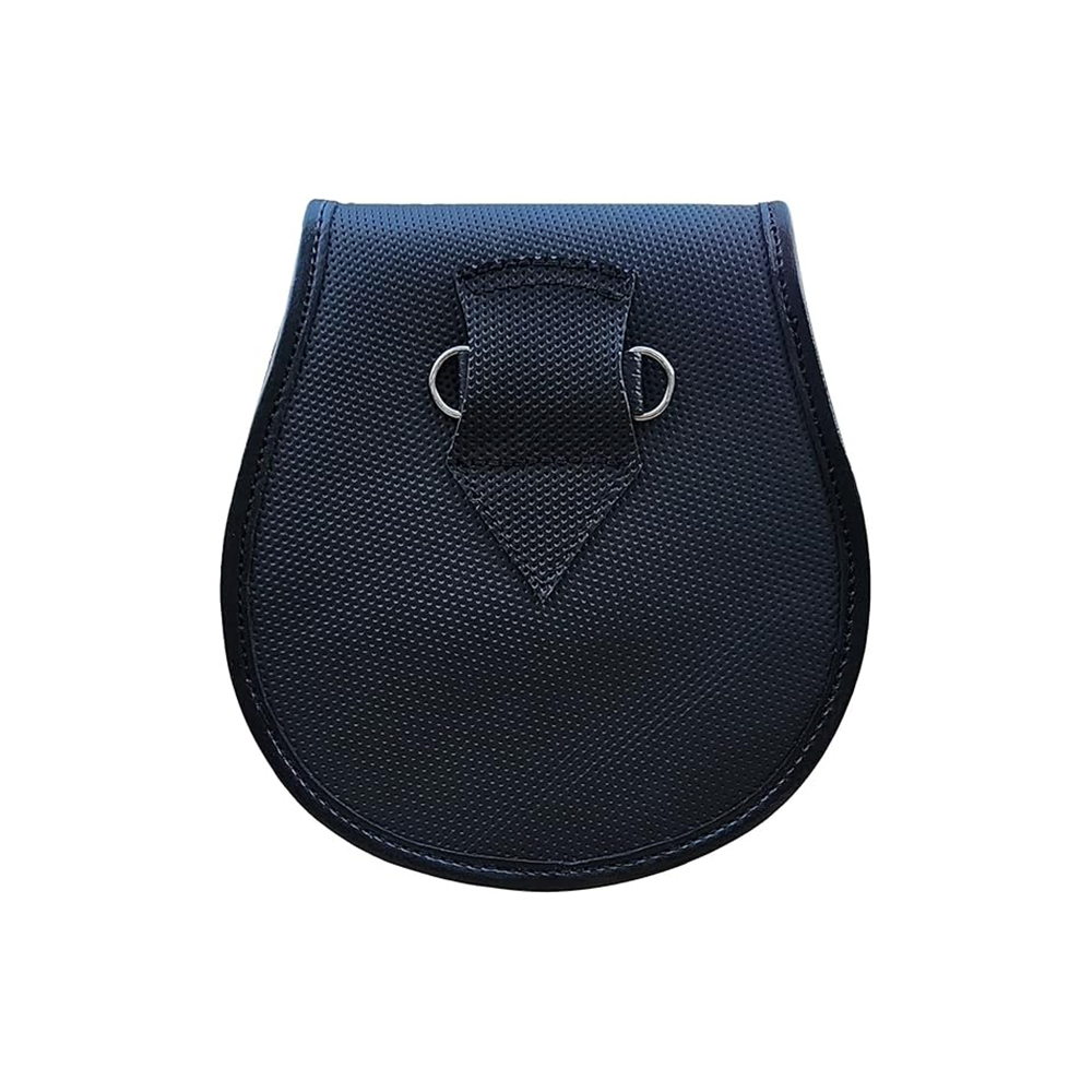 Daywear/Casual Sporran with Thistle Badge and Fur Tassels